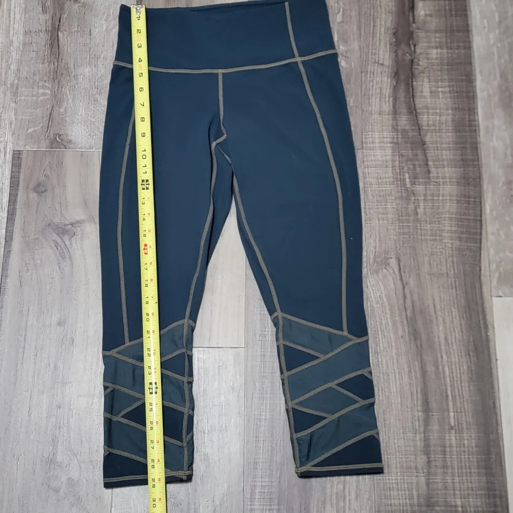 Athleta Capri Teal Mesh Bottom Leggings - Picture 3 of 13
